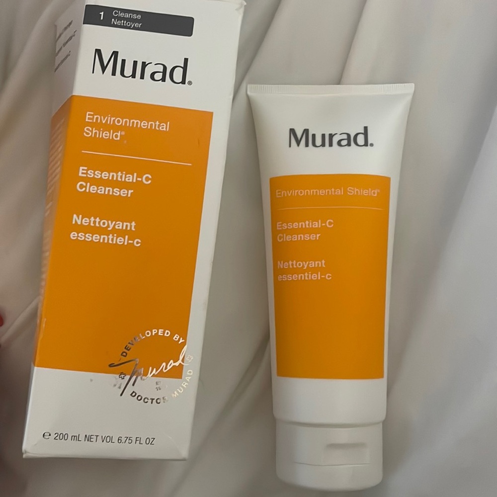 Murad essential C cleanser